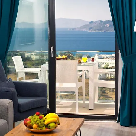 Bodrum Infinity * トゥルグトレイス