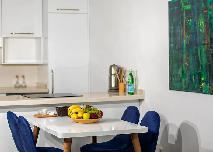 Bodrum Infinity * تورغوتْريس