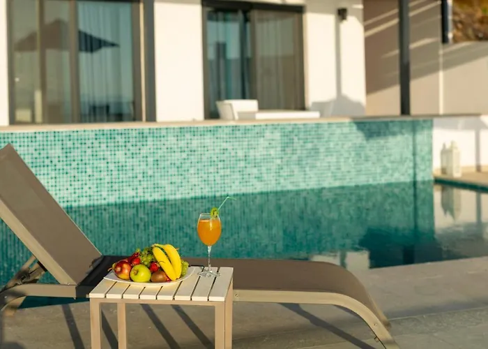 Bodrum Infinity تورغوتْريس